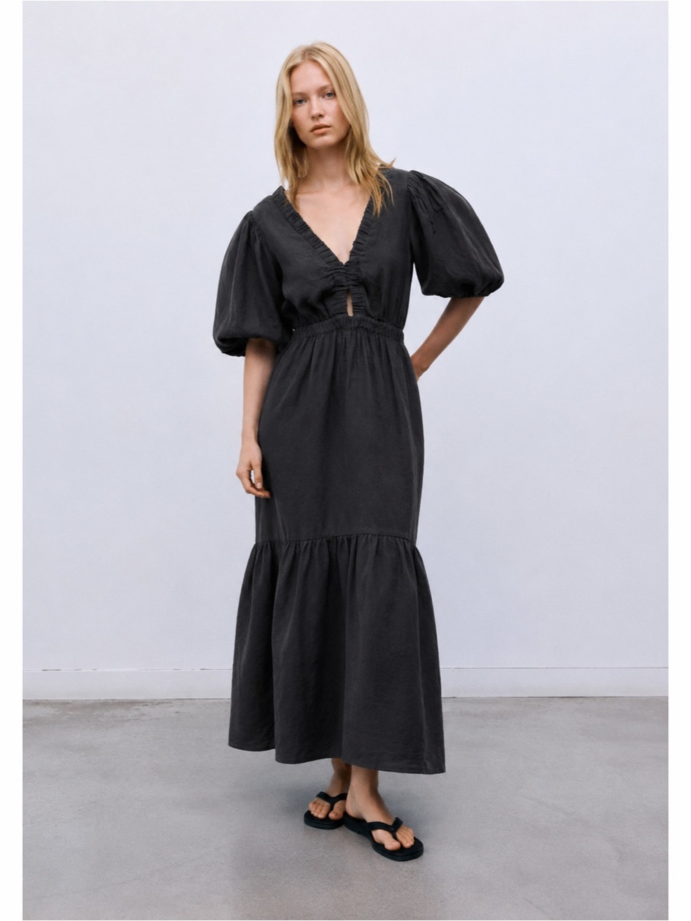 The New Society Aloe Woman Linen Dress
